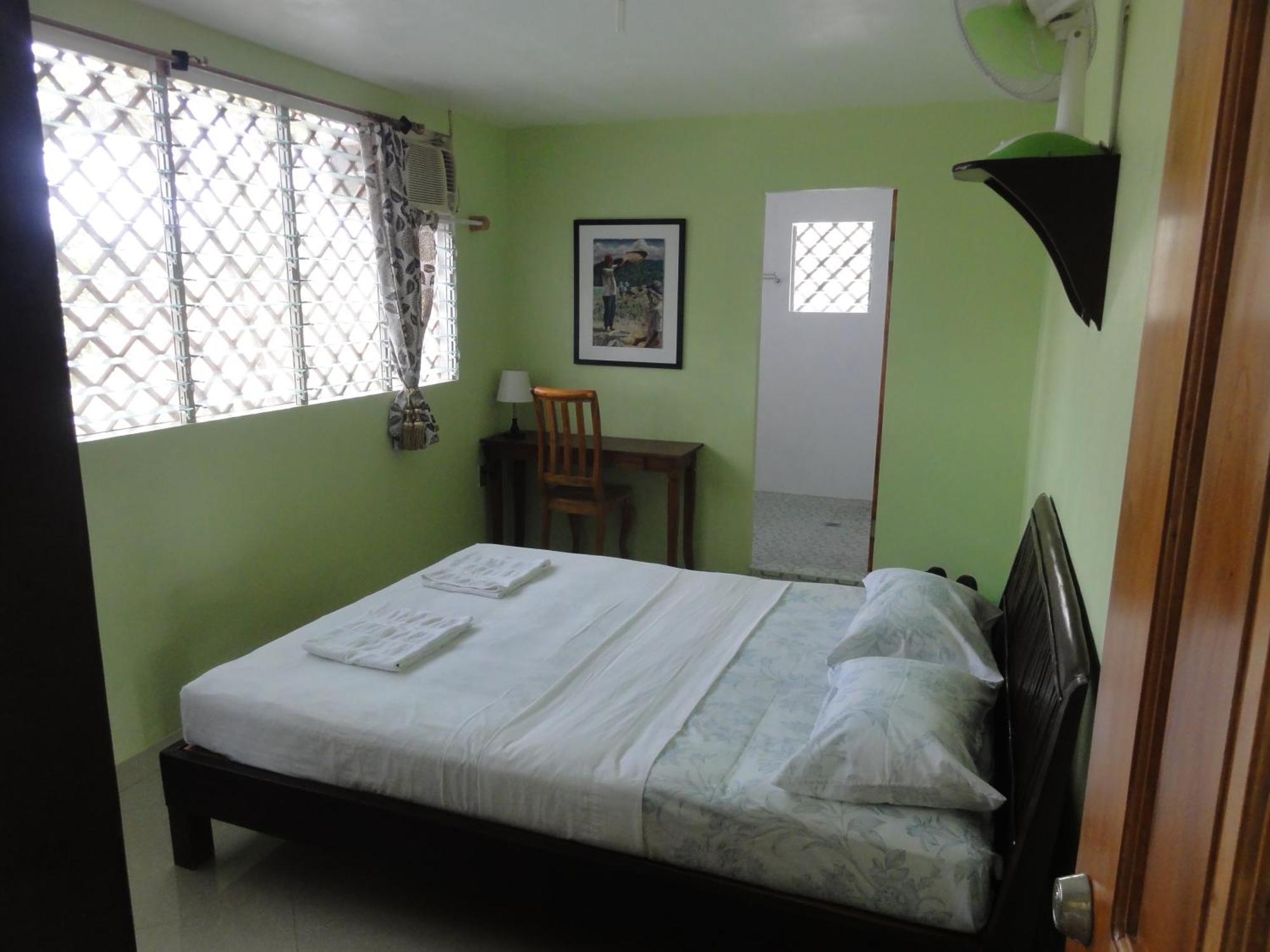 Hotel Sea Turtle House Moalboal Zimmer foto